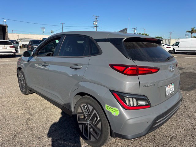 Used 2023 Hyundai Kona Limited FWD image 7