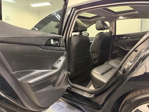 Used 2022 Nissan Maxima Platinum FWD image 26
