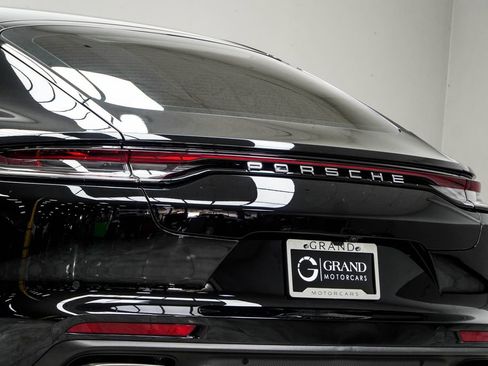 Used 2021 Porsche Panamera w/ Premium Package RWD image 14