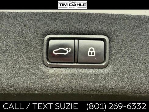 Used 2018 Genesis G90 5.0 Ultimate RWD image 19