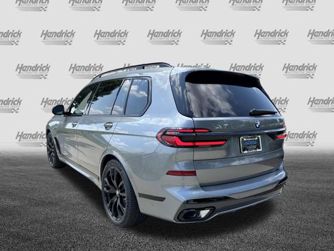 New 2027 BMW X7 xDrive40i w/ M Sport Package AWD/4WD image 8