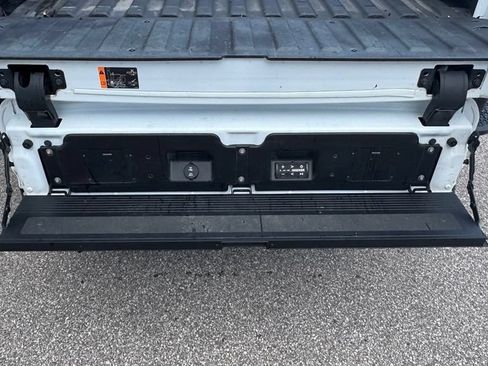 Used 2022 GMC Sierra 1500 AT4X AWD/4WD image 6