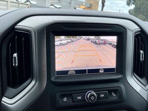 Used 2025 Chevrolet Silverado 1500 Custom image 22