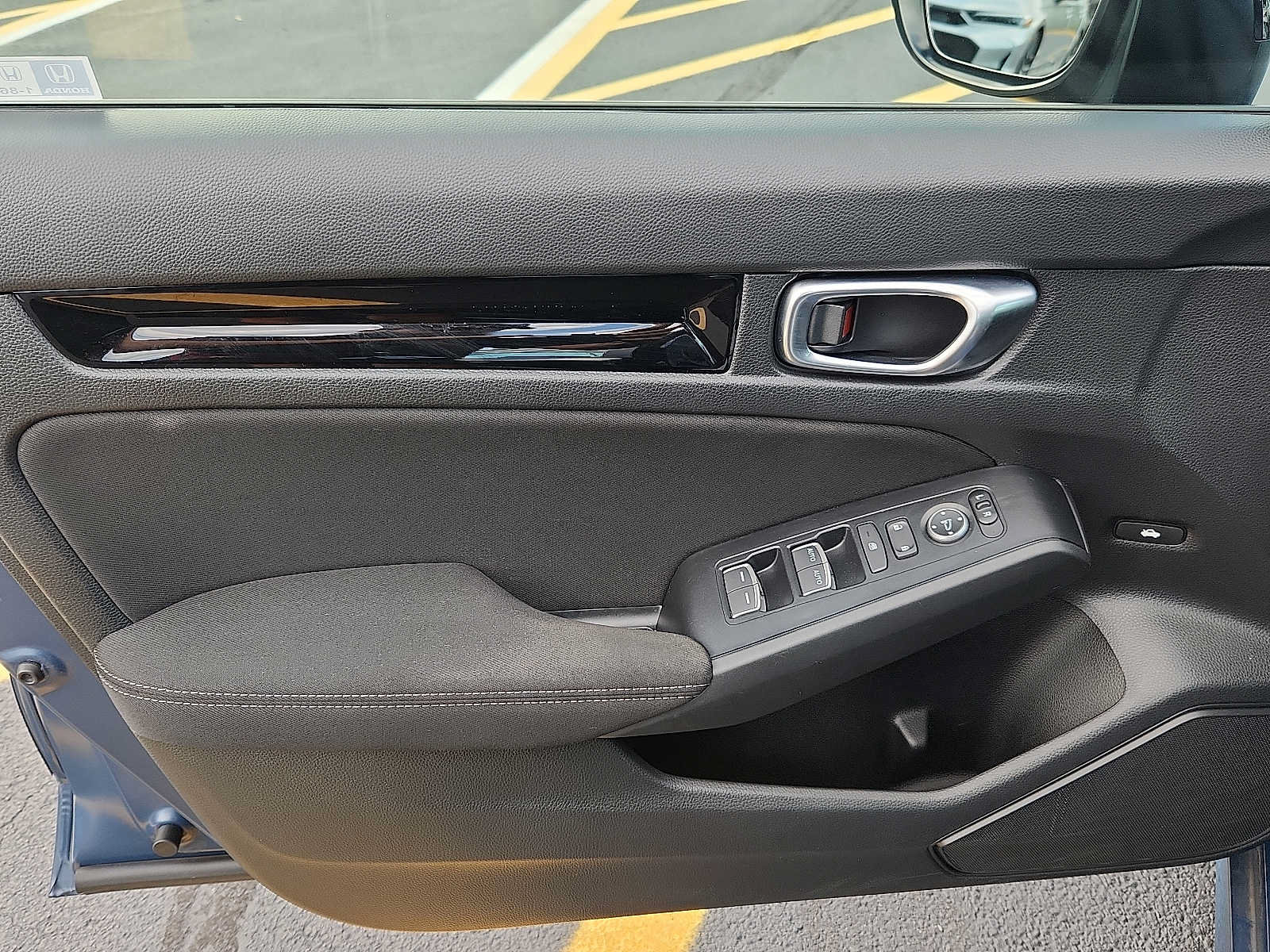 Used 2025 Honda Civic Sport image 12