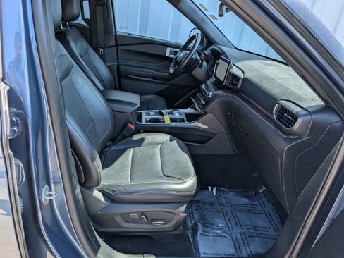 Used 2020 Ford Explorer Limited AWD/4WD image 30