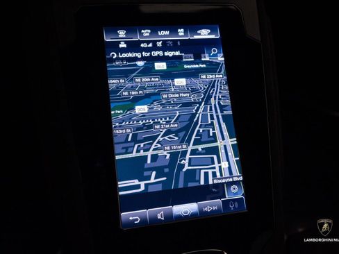 Used 2023 Lamborghini Huracan Tecnica image 52