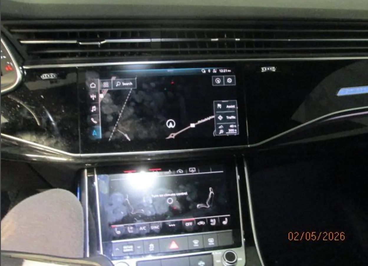 Used 2019 Audi Q8 Premium Plus AWD/4WD image 47