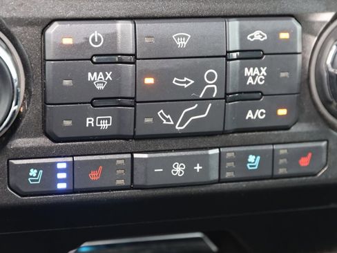 Used 2020 Ford F250 Lariat w/ Lariat Value Package image 8