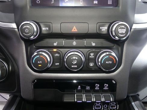 Used 2023 RAM 1500 Big Horn AWD/4WD image 35