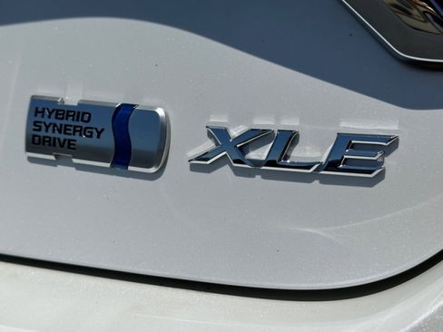 Used 2015 Toyota Camry XLE FWD image 42