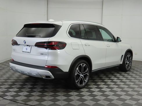 Used 2026 BMW X5 xDrive40i w/ Executive Package AWD/4WD image 6