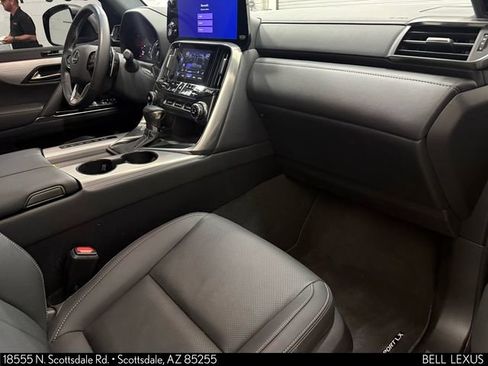 Used 2024 Lexus LX 600 F Sport image 29