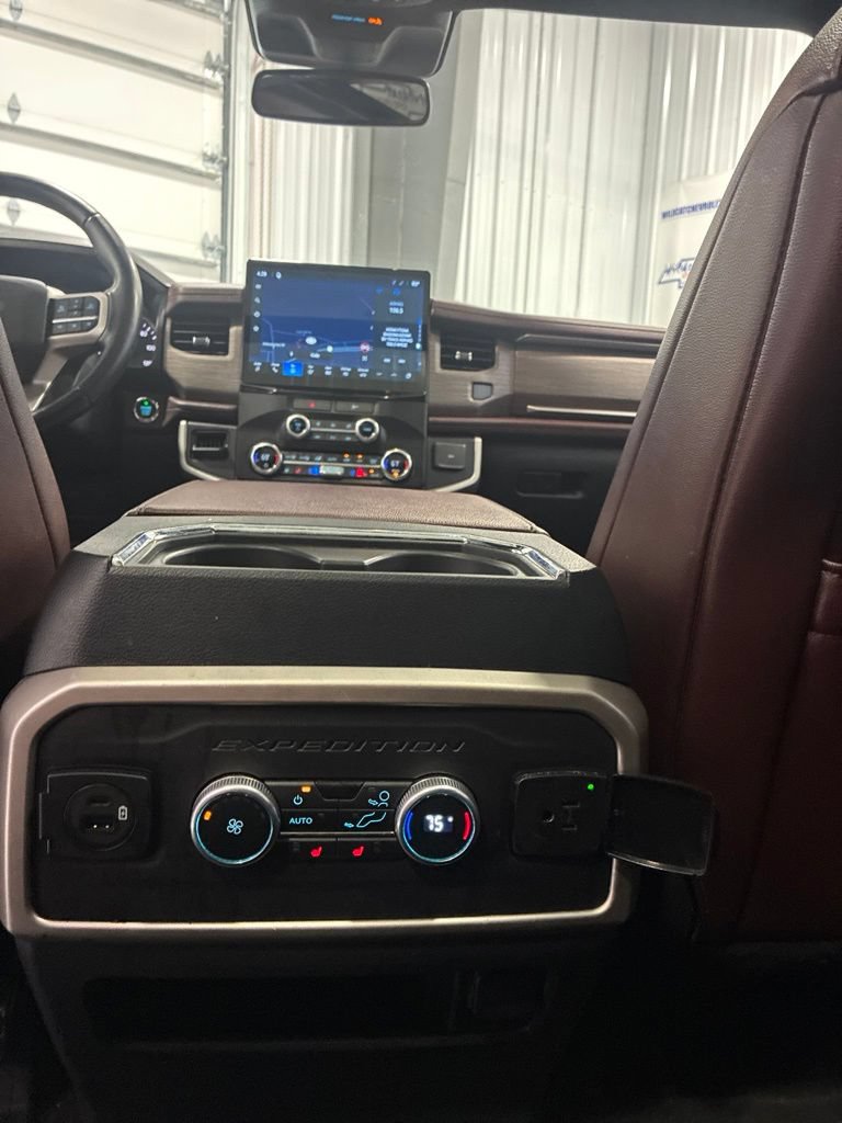 Used 2022 Ford Expedition Max Limited AWD/4WD image 34
