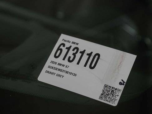 Used 2026 BMW X7 M60i image 25