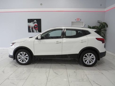Used 2017 Nissan Rogue Sport SV w/ SV All-Weather Package image 7