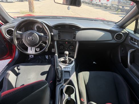 Used 2015 Scion FR-S RWD image 12