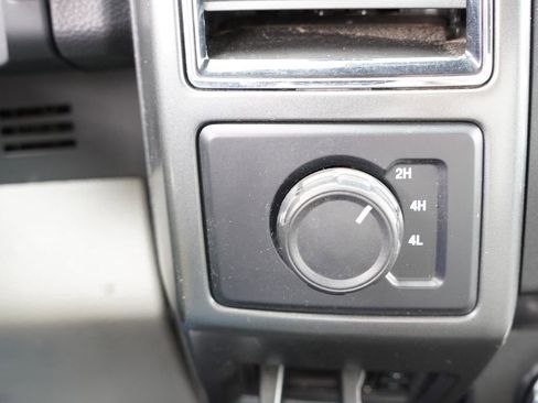 Used 2022 Ford F350 XLT image 25