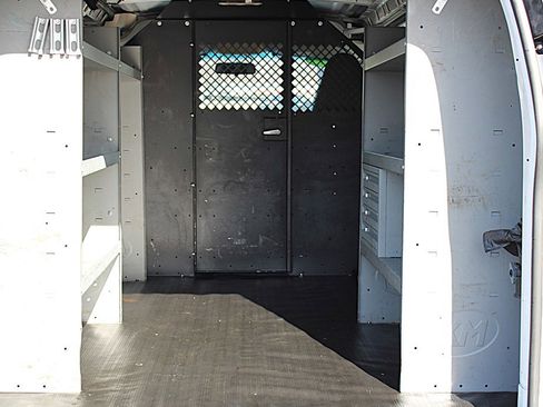 Used 2021 Chevrolet Express 2500 w/ Driver Convenience Package image 15