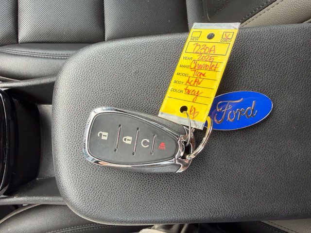 Used 2025 Chevrolet Trax ACTIV w/ Driver Confidence Package FWD image 35