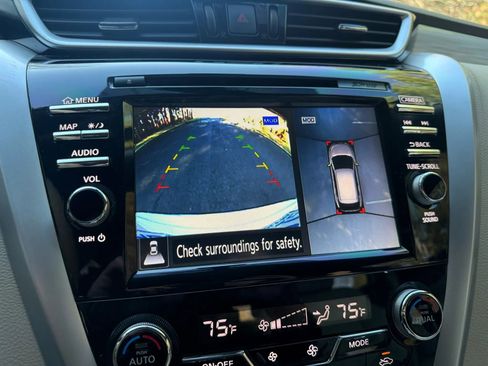 Used 2015 Nissan Murano Platinum w/ Platinum Technology Package image 22