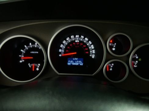 Used 2013 Toyota Sequoia Limited image 37