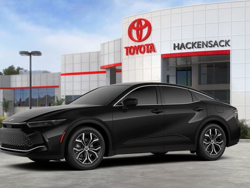 New 2026 Toyota Crown XLE image 2