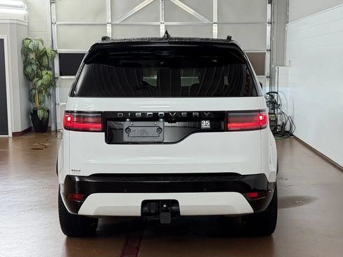Used 2025 Land Rover Discovery Dynamic SE AWD/4WD image 4