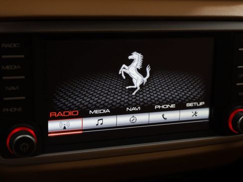 Used 2018 Ferrari California T image 58