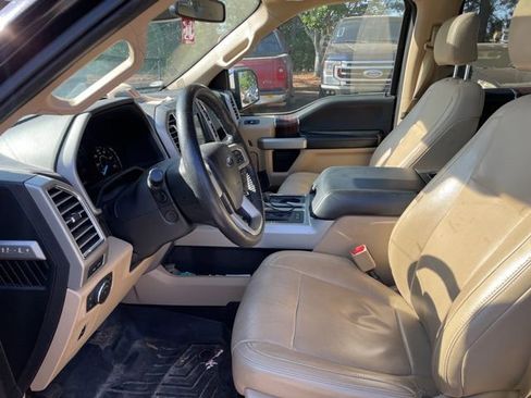 Used 2016 Ford F150 Lariat w/ Equipment Group 502A Luxury image 9