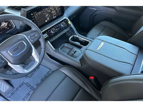 New 2026 GMC Sierra 3500 Denali w/ Technology Package AWD/4WD image 7