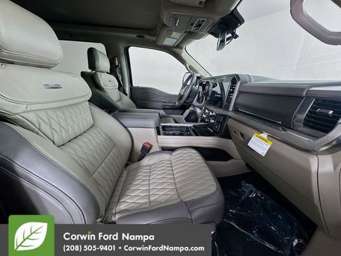 New 2026 Ford F350 Platinum w/ Platinum Plus Package image 30