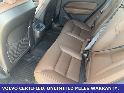 Certified 2023 Volvo XC60 B5 Plus w/ Protection Package Premier image 33