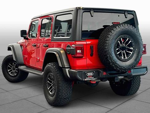 Used 2024 Jeep Wrangler Unlimited Rubicon w/ XTREMEE 35" Tire Package image 10