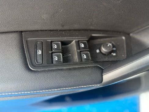 Used 2024 Volkswagen Tiguan S image 19