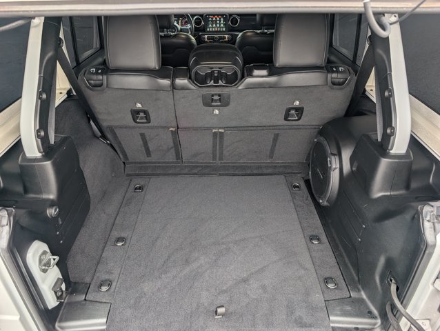 Used 2021 Jeep Wrangler Unlimited Rubicon AWD/4WD image 14