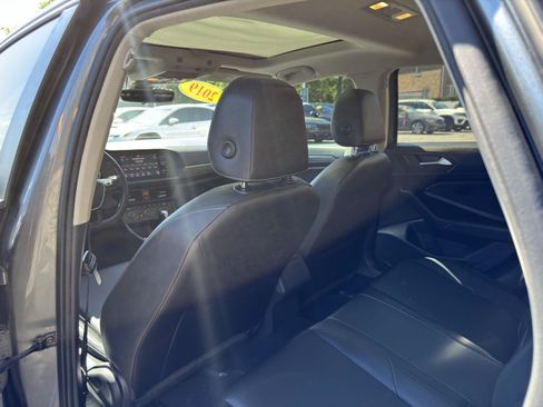 Used 2019 Volkswagen Jetta SEL FWD image 29