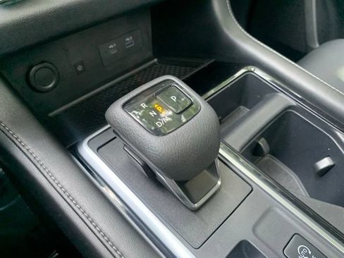 Used 2022 Nissan Pathfinder SL w/ SL Premium Package AWD/4WD image 26