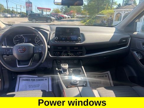 Certified 2025 Nissan Rogue SV image 14