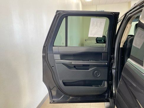 Used 2023 Ford Expedition Max XLT AWD/4WD image 10