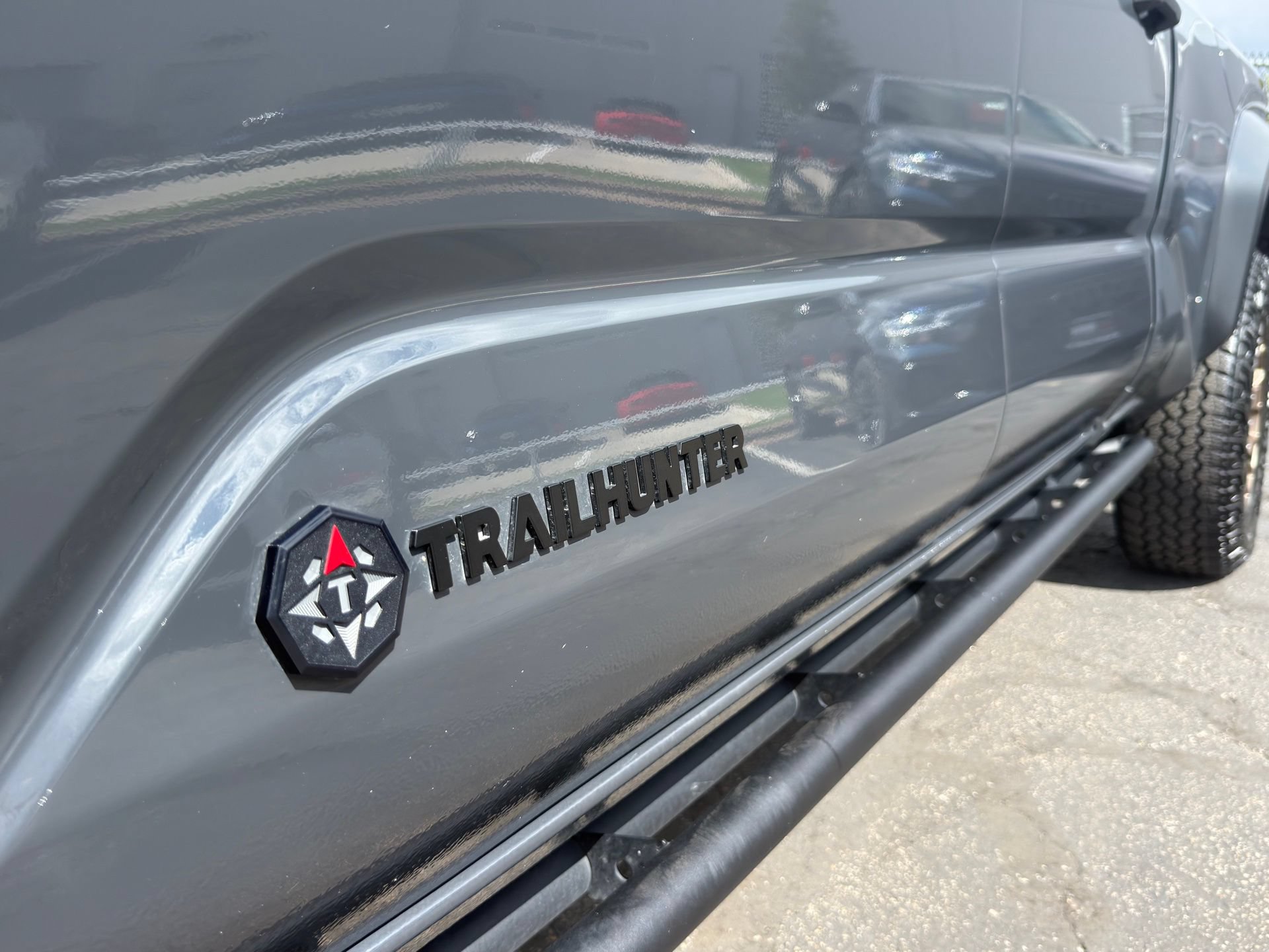 Used 2025 Toyota Tacoma 4x4 Double Cab Hybrid image 2