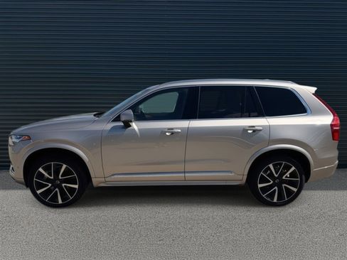 Certified 2025 Volvo XC90 B6 Plus w/ Protection Package Premier image 7