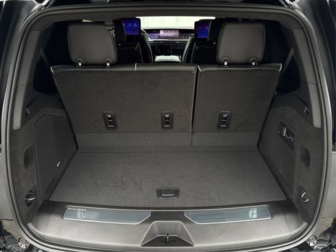 New 2026 Cadillac Escalade Platinum Sport AWD/4WD image 11