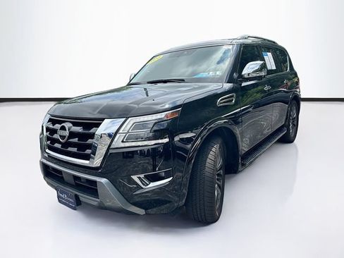 Used 2024 Nissan Armada Platinum w/ Captain's Chairs Package AWD/4WD image 4