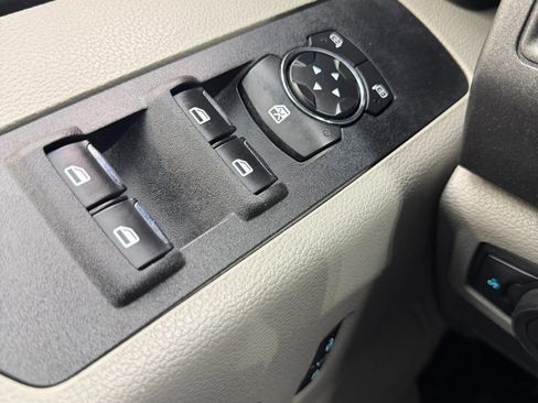 Used 2017 Ford F450 XL w/ Power Equipment Group AWD/4WD image 24