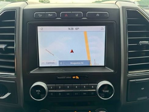 Used 2021 Ford Expedition XLT w/ Equipment Group 202A AWD/4WD image 31