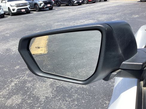 Used 2024 Chevrolet Equinox LS w/ Driver Confidence II Package FWD image 30