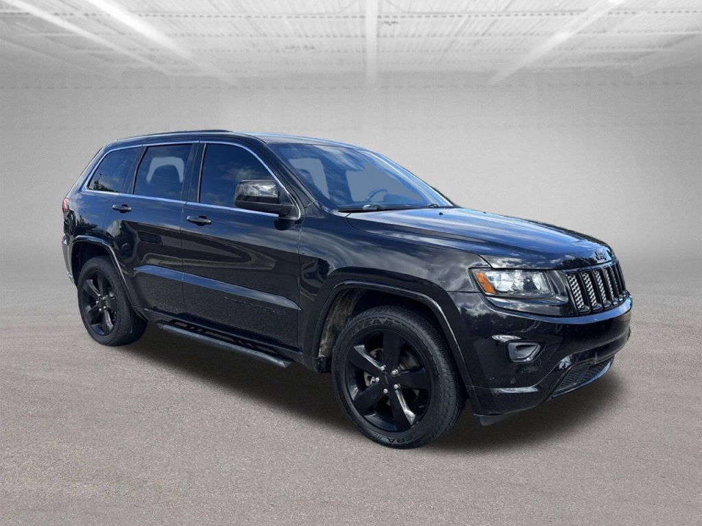 Used 2015 Jeep Grand Cherokee Altitude AWD/4WD image 2