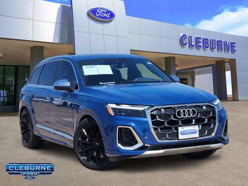 Used 2025 Audi SQ7 Premium Plus w/ Executive Package AWD/4WD image 1