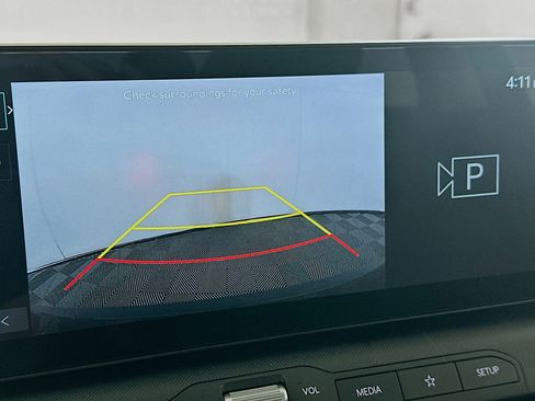 Used 2025 Kia K4 LXS image 22