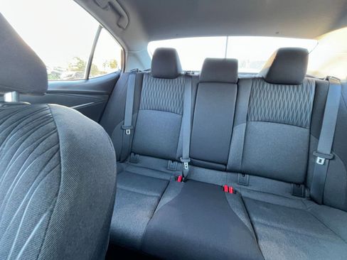 Used 2025 Toyota Camry LE image 39